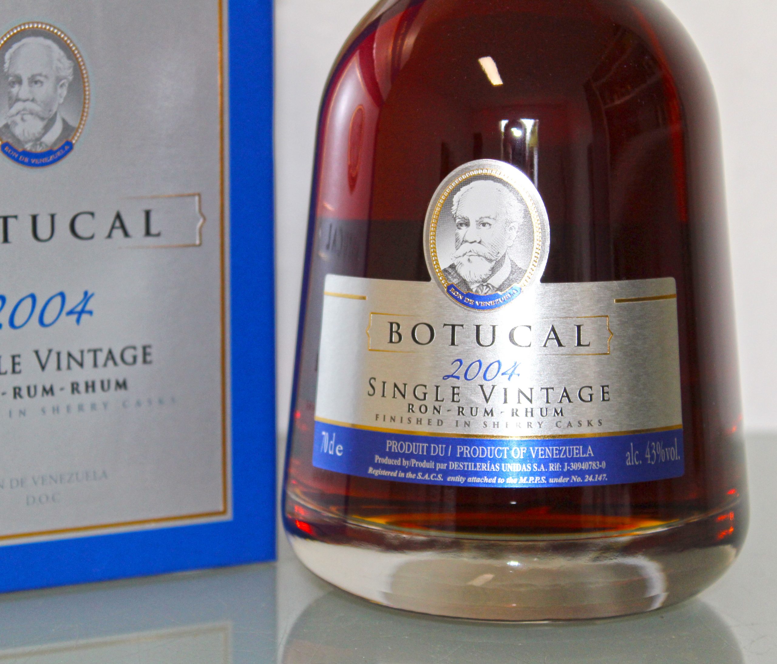 Botucal Single Vintage Rum 2004 Label