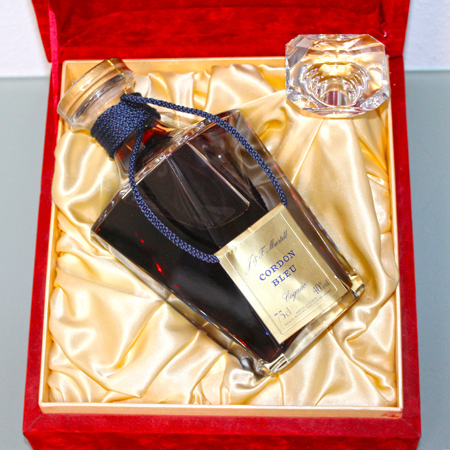 Martell Cordon Bleu 1970s Baccarat Crystal Decanter Cognac Box 2