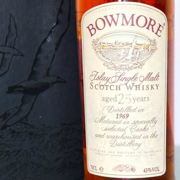 Bowmore 1969 25 Years Old Front Label