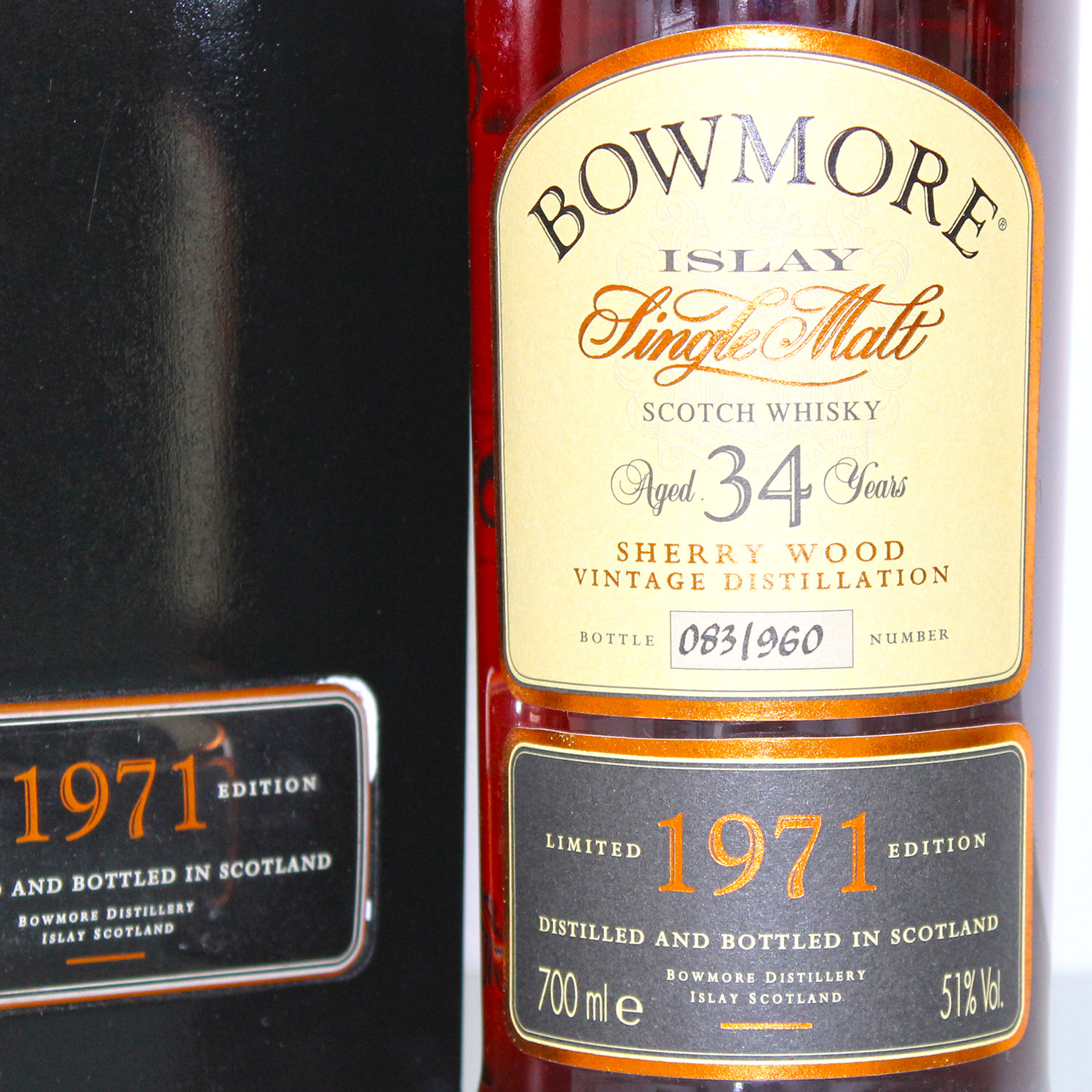 Bowmore 1971 34 Years Old Front Label