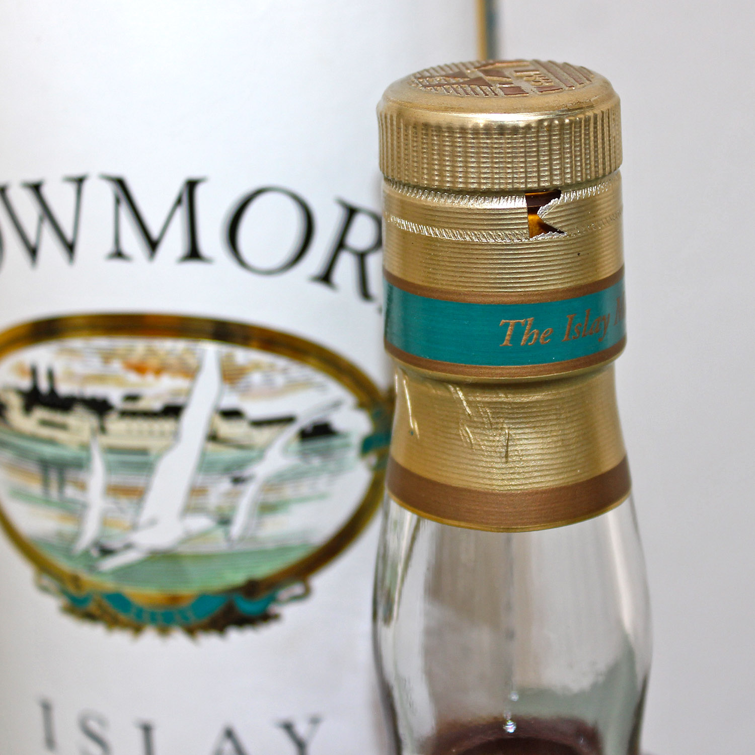 Bowmore 10 Years Screen Print Single Malt Scotch Whisky Capsule