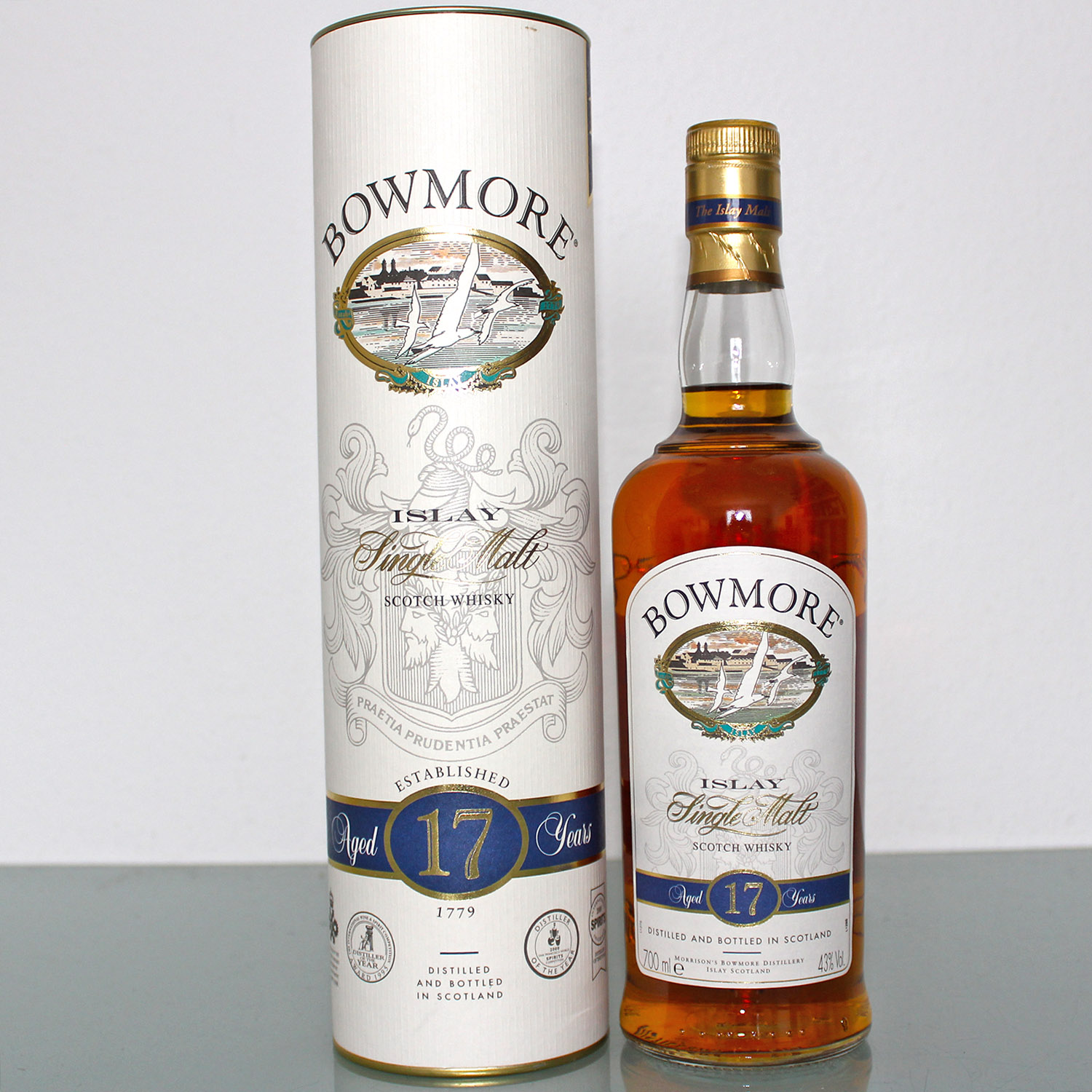 Bowmore 17 Years Single Malt Scotch Whisky