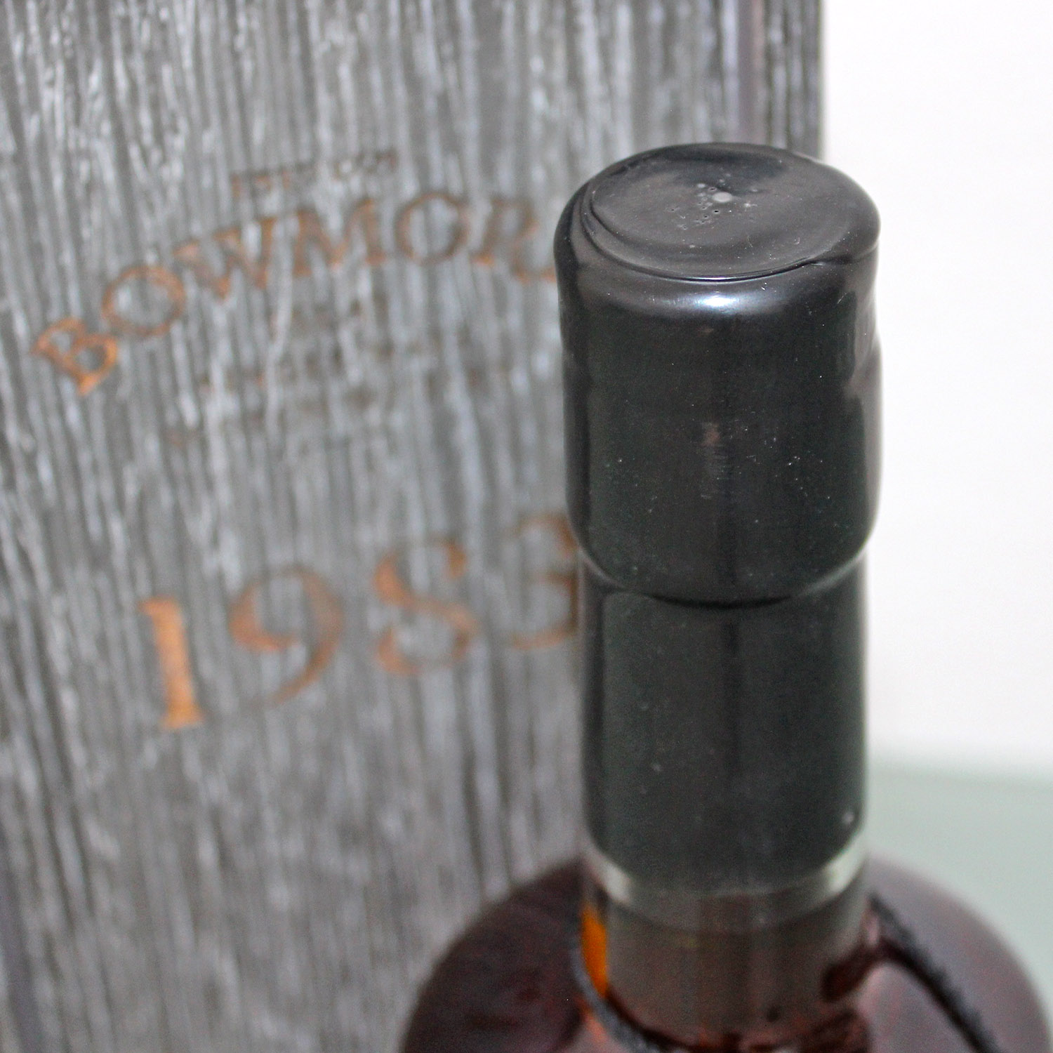 Bowmore 1983 27 Years Single Malt Scotch Whisky | Selling spirits