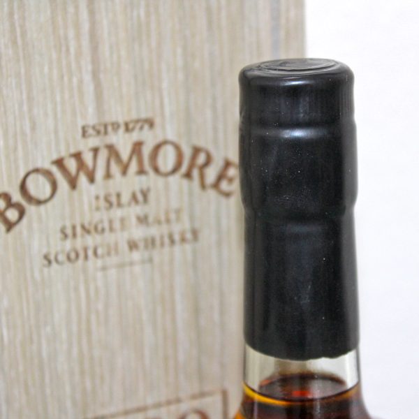 Bowmore 1989 24 Years Feis Ile 2014 Single Malt Scotch Whisky Capsule