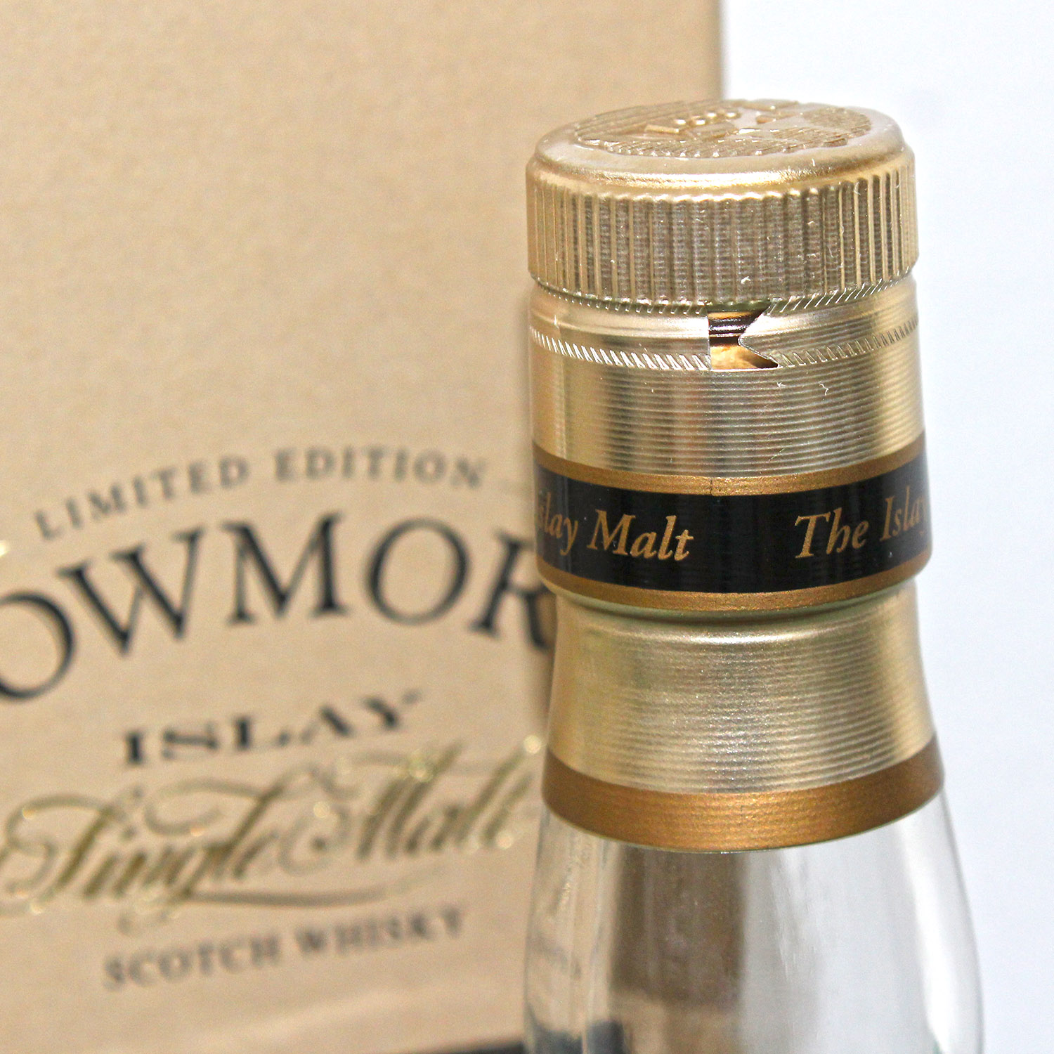 Bowmore 1990 16 Years Sherry Cask Single Malt Scotch Whisky Capsule