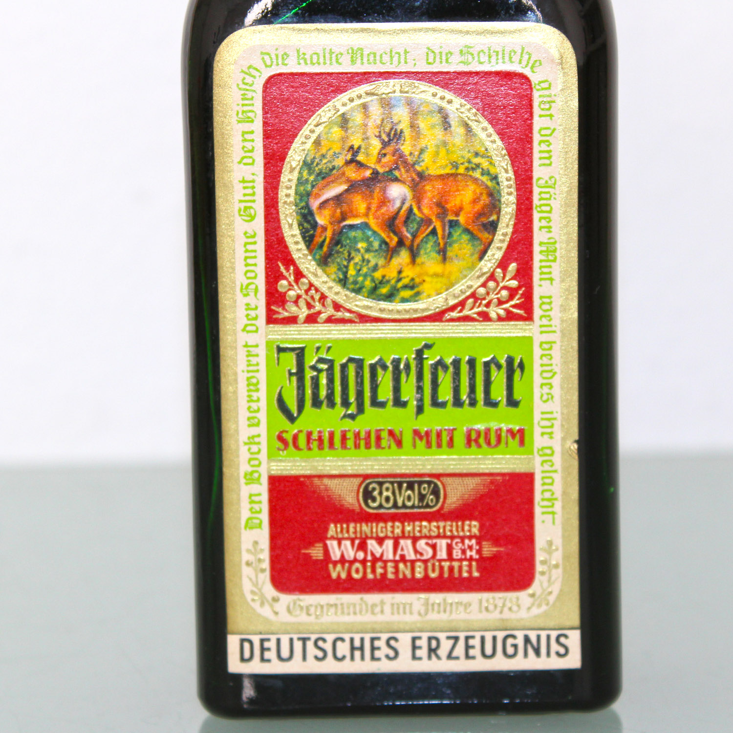 Jägermeister W. Mast Jägerfeuer Schlehen mit Rum Etikett