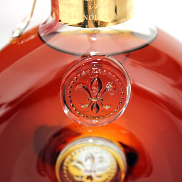 Remy Martin Louis XIII Bottled 2022 neck