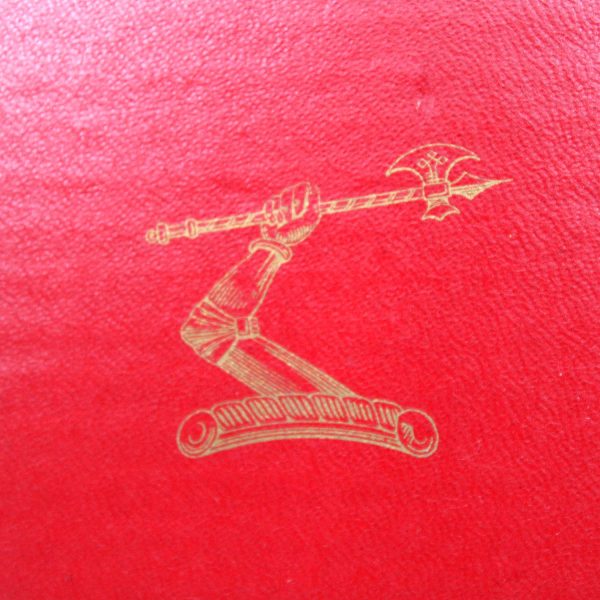 Hennessy Bras Arme Cognac ax logo