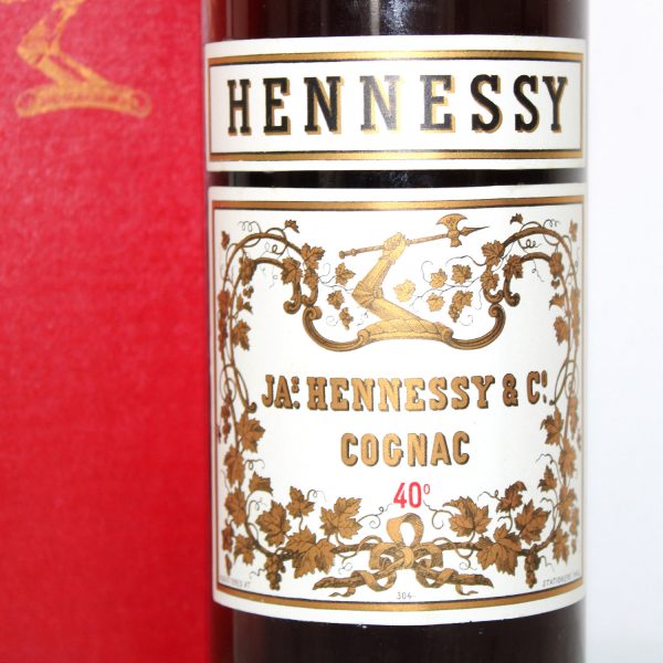 Hennessy Bras Arme Cognac label