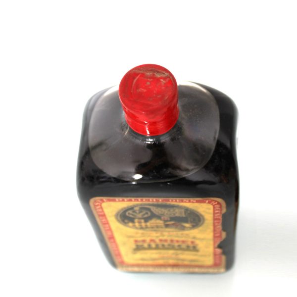 Jaegermeister W Mast Mandel Kirsch Kapsel