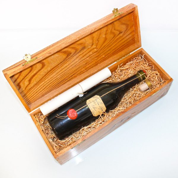 Lheraud 1924 Tres Vieux Cognac wooden box