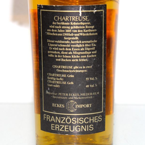 Chartreuse Gelb Liqueur Voiron back label
