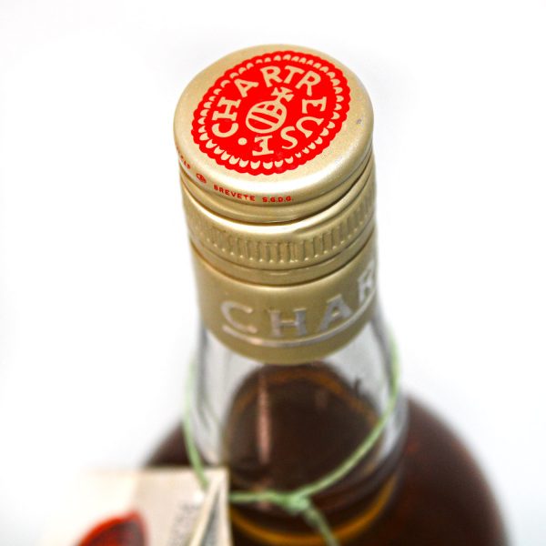 Chartreuse Gelb Liqueur Voiron capsule