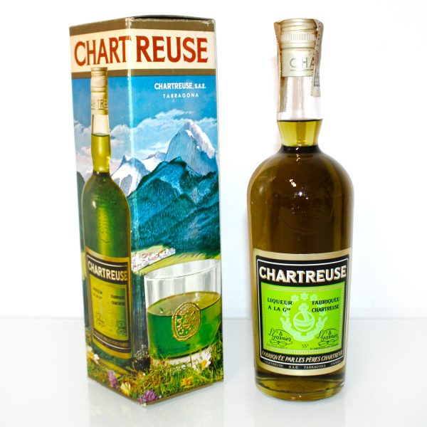 Chartreuse Gruen Liqueur mit Box Verpackung