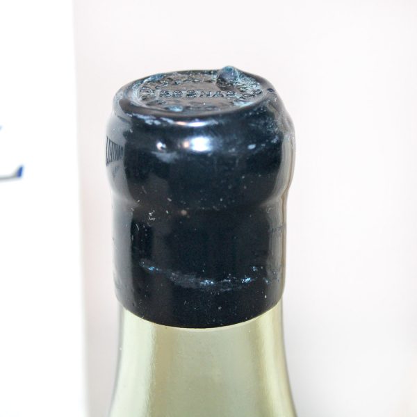 Martell Extra 44% wax capsule