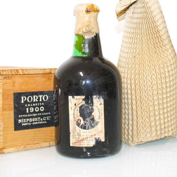1900 Niepoort Porto Colheita back